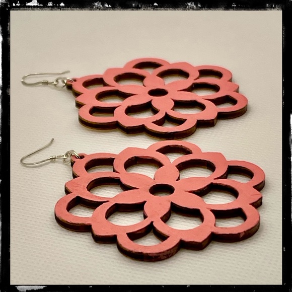 Hand Crafted Jewelry - CORAL PINK LARGE FLORAL EARRINGS